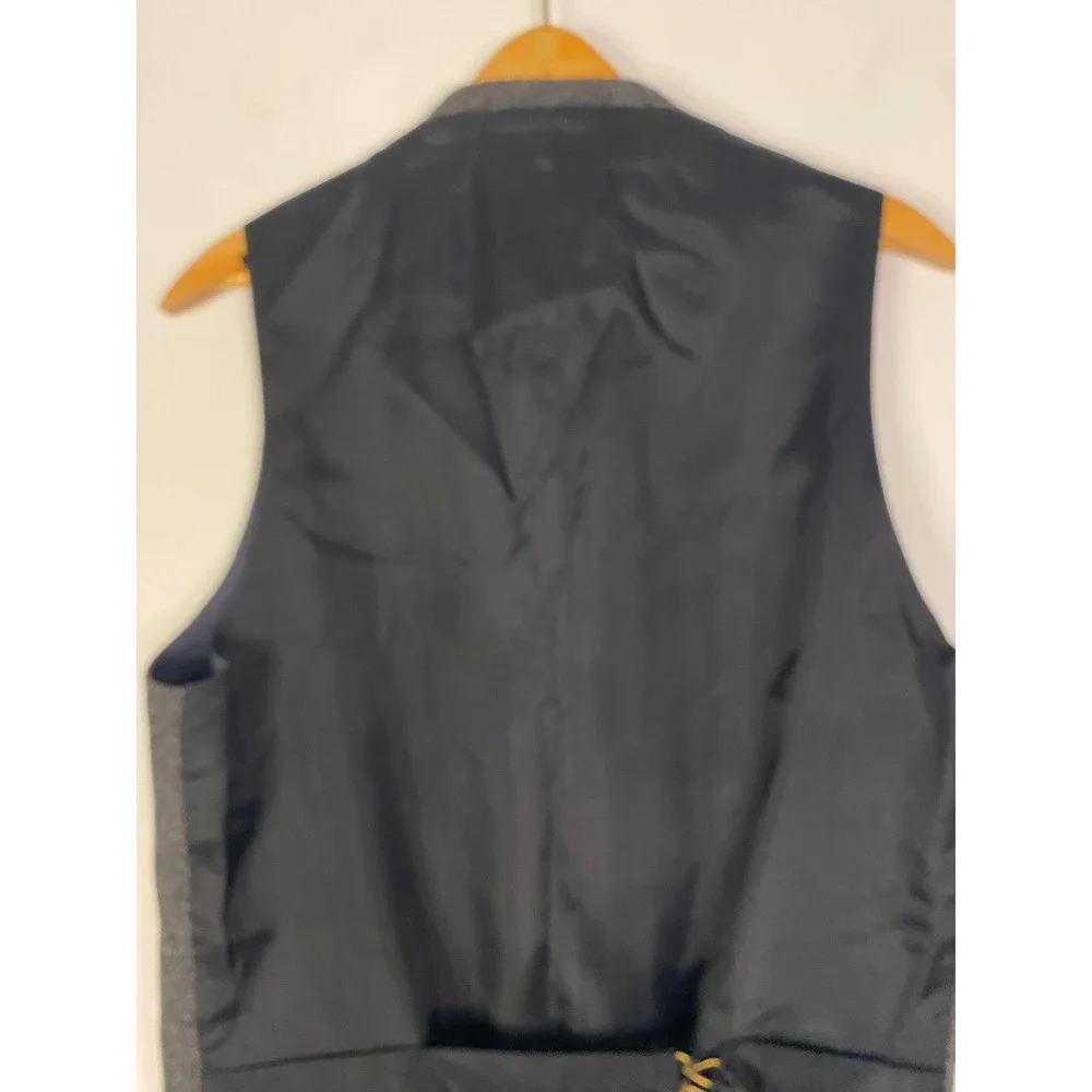 J.Crew Mens Herringbone Wool Blend Vest Gray Charcoal Size M Preppy Academia